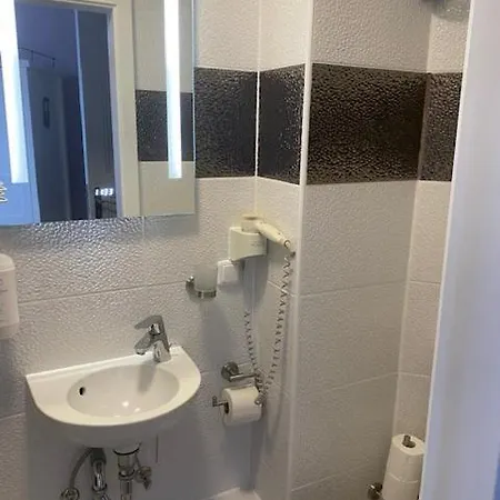 Hotel Pension Bella Berlin Extérieur photo